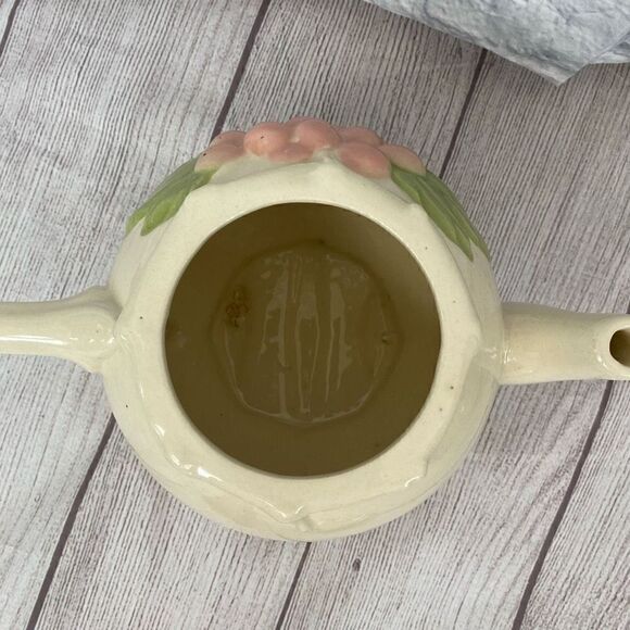 Teapot set w/leaves & grapes teapot sugar & creamer bowl ivory & pink - Picture 10 of 11